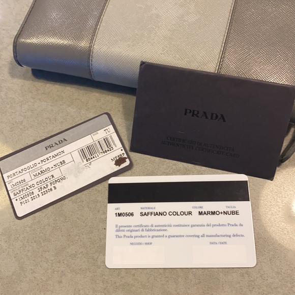 Two tone Prada large wallet - Picture 6 of 9